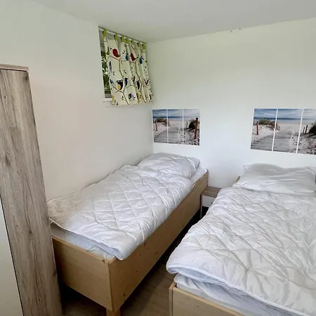 Дом отдыха 3 Bedrooms Near