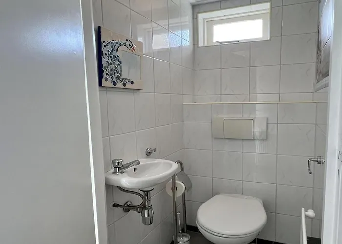 Pet-friendly Near Tatil Evi Sint Maartensvlotbrug